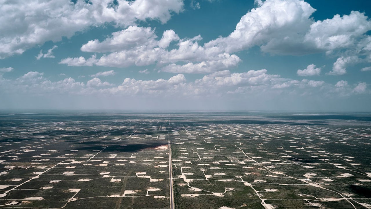 New Mexico environmental regulators say majority of Permian Basin operations are violating air quality