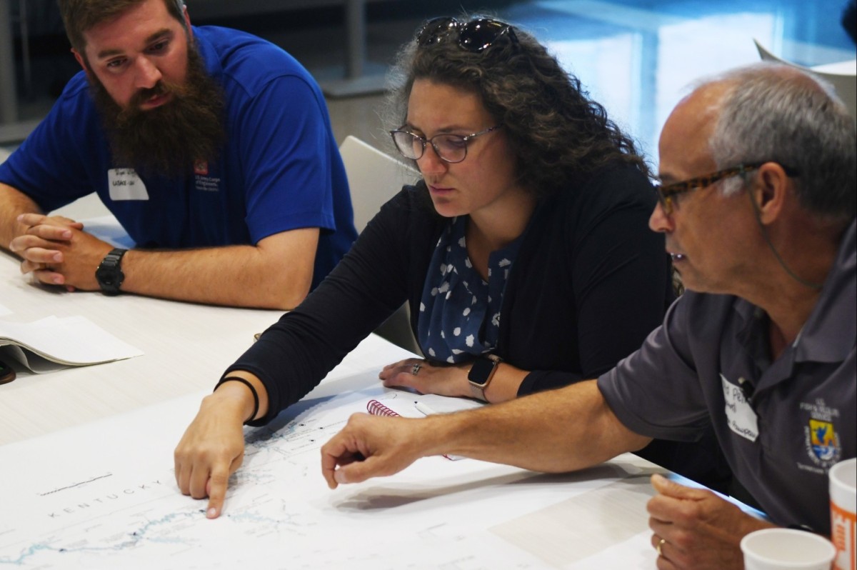 USACE workshop tackles environmental challenges of Cumberland River Basin | Article